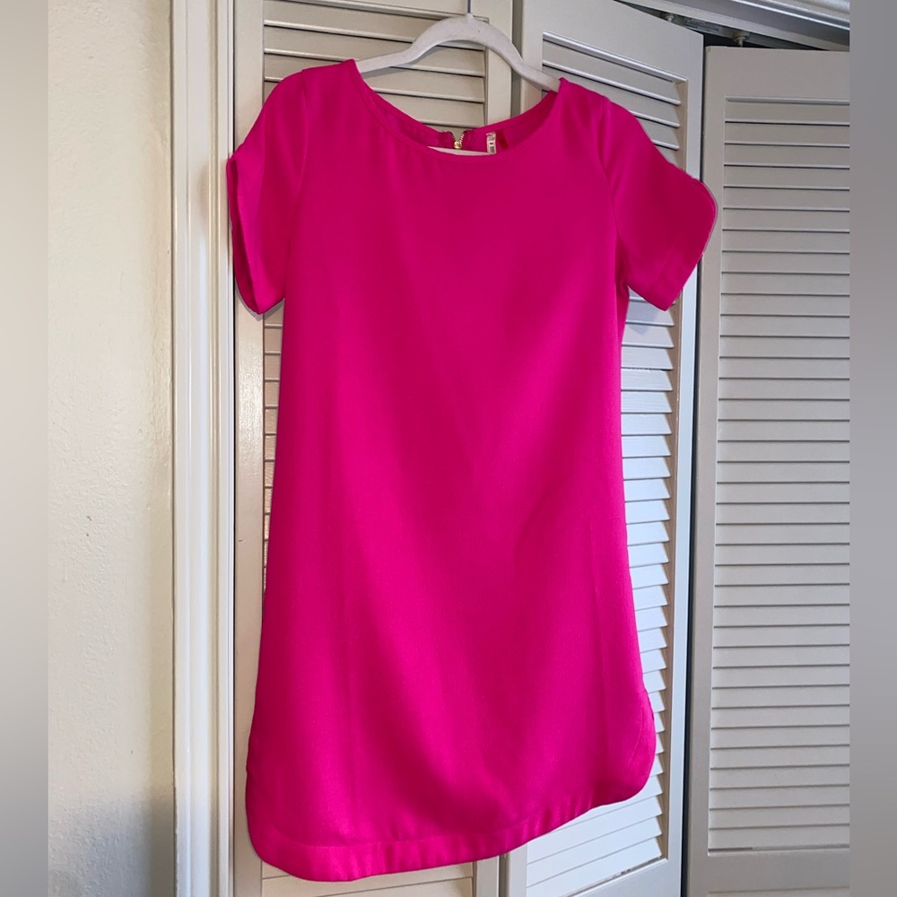Bright pink dress - size small